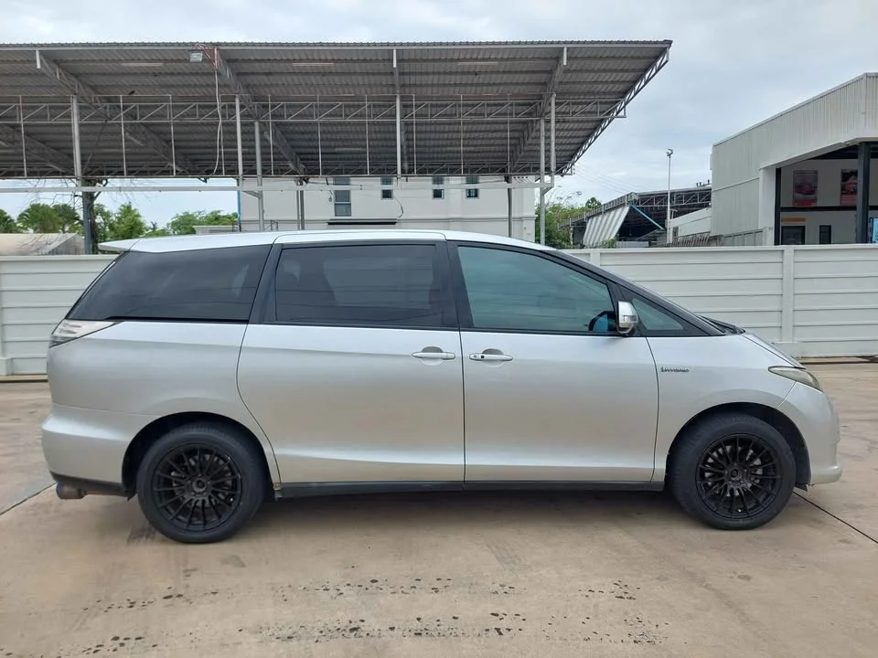 2007 Toyota Estima III 3