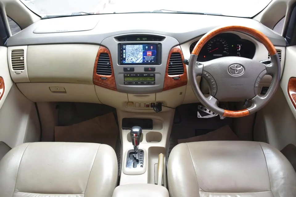 2008 Toyota Innova I 3