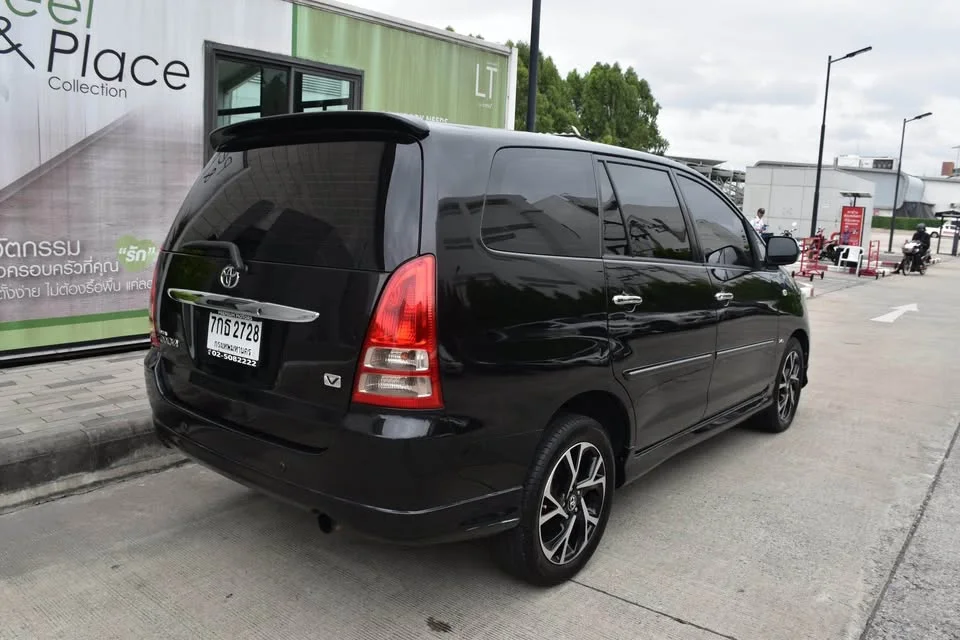 2008 Toyota Innova I 2
