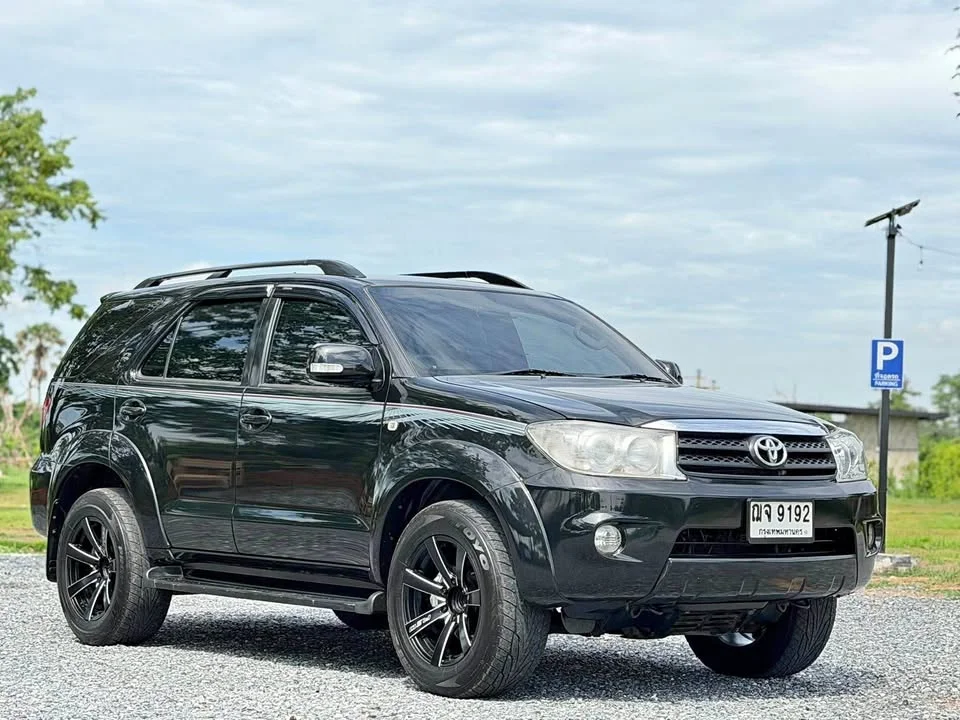 2007 Toyota Fortuner I 3