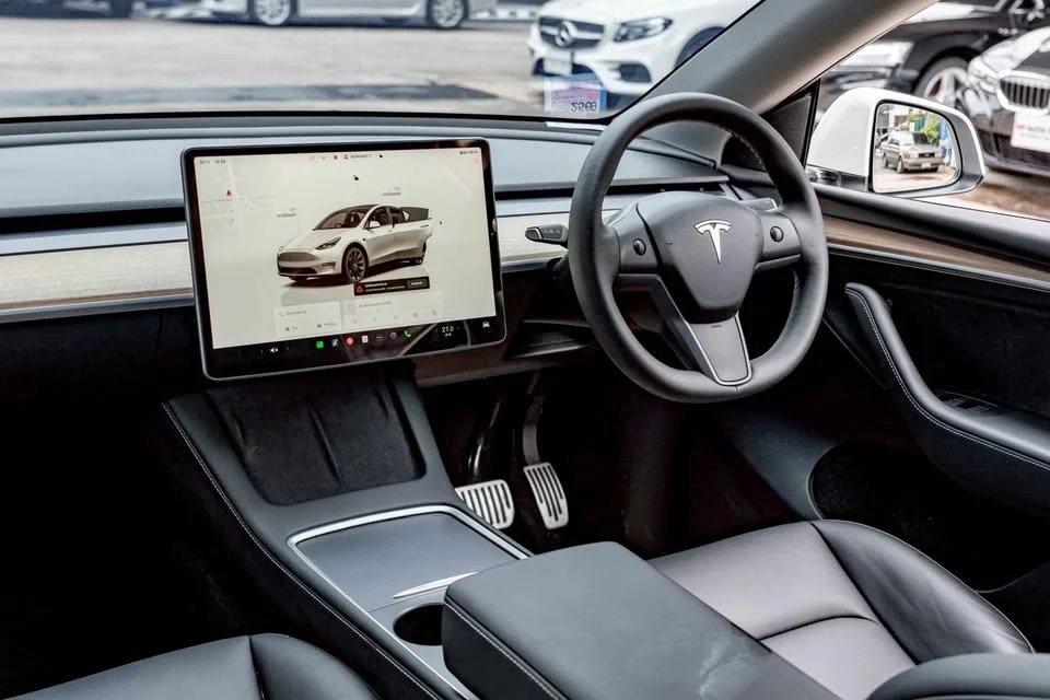 2023 Tesla Model Y 3