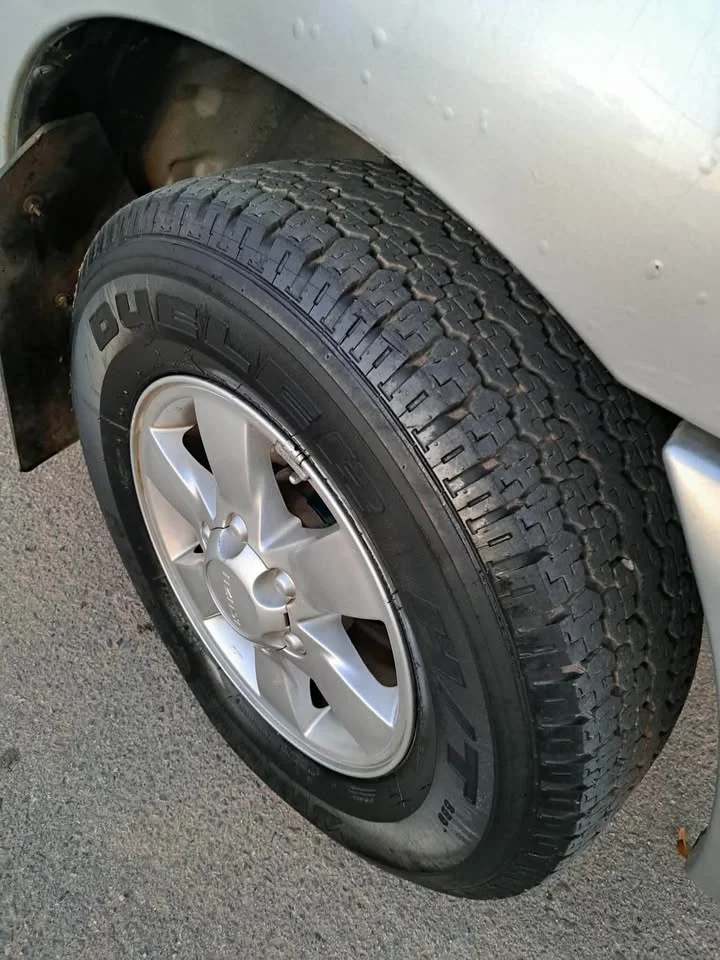 2002 Mazda 2500 Fighter V 2