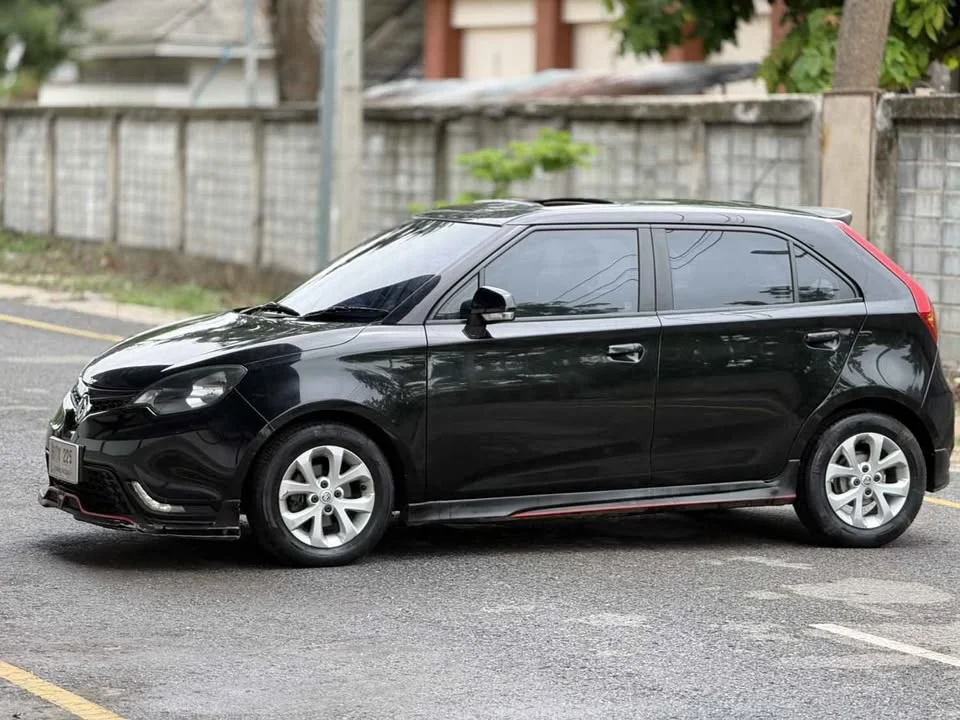 2017 MG 3 II 3