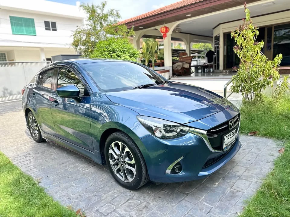 2017 Mazda 3 III 2