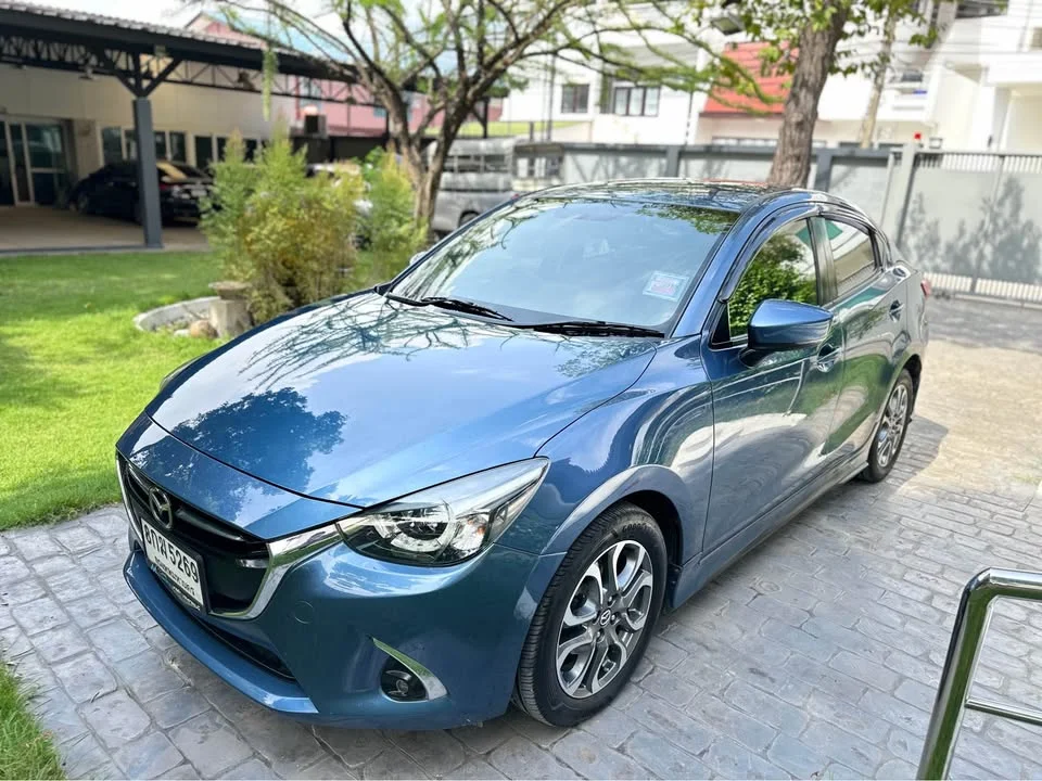 2017 Mazda 3 III 3