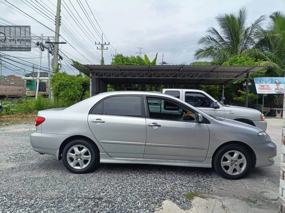 2007 Toyota Corolla Altis IX (E120) 3