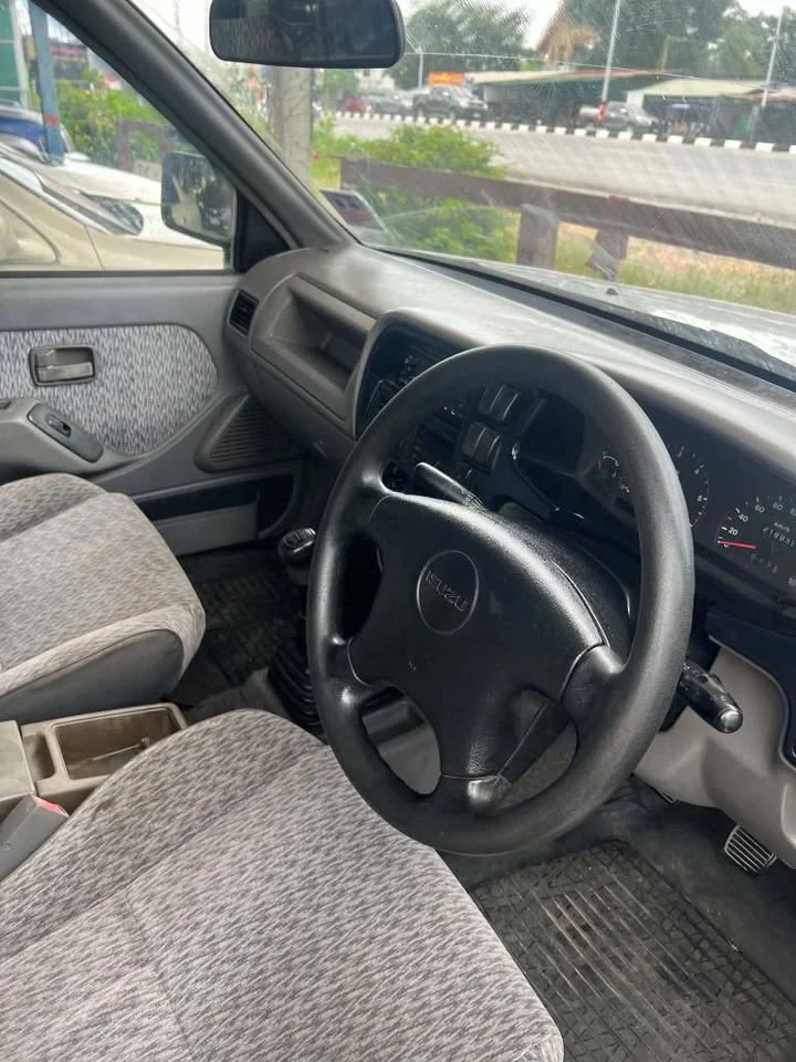 1998 Isuzu Faster Dragon Eyes III 3