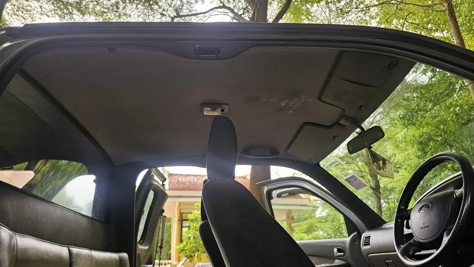 2004 Mazda 2500 Fighter V 3