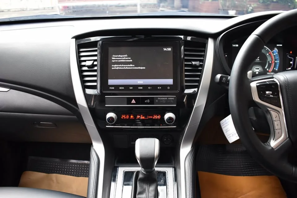 2019 Mitsubishi Pajero Sport III 2