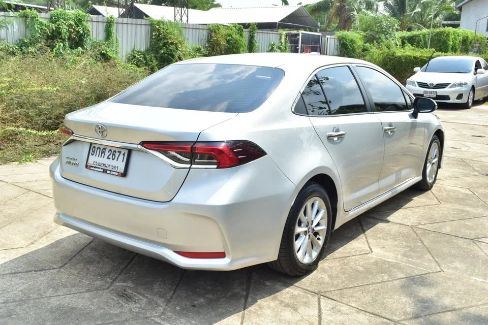 2020 Toyota Corolla Altis XII (E210) 3