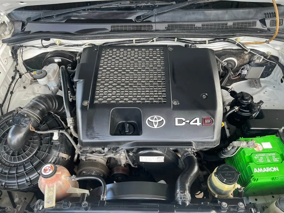 2014 Toyota Hilux VII 2