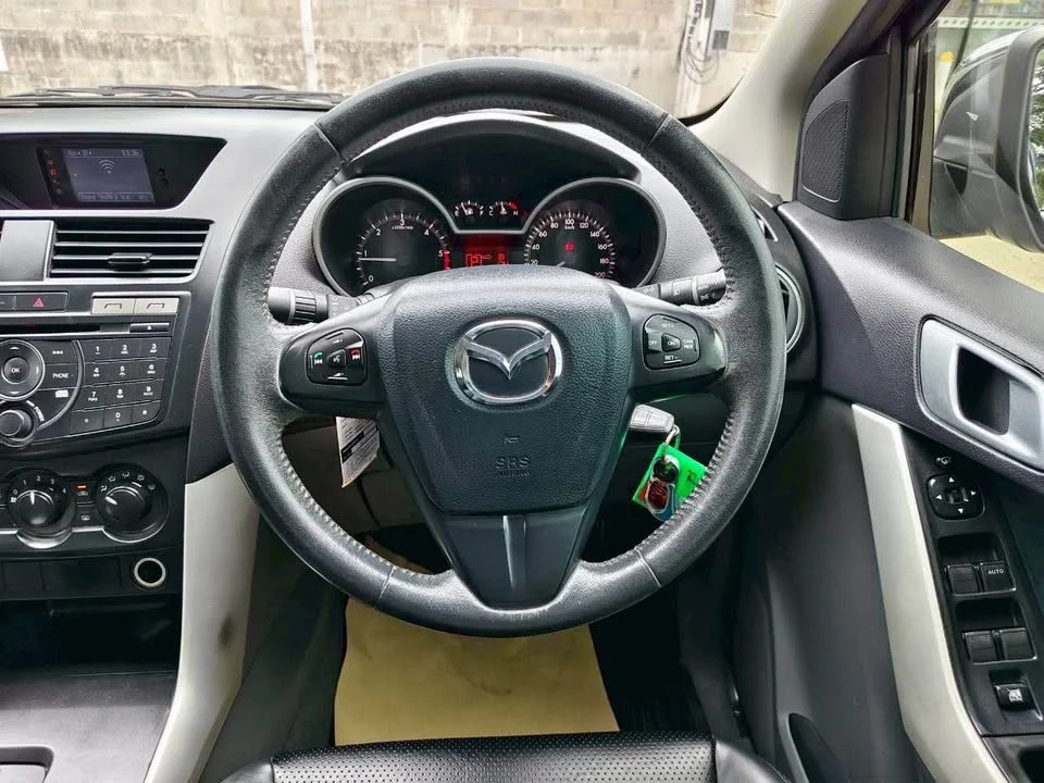 2013 Mazda BT-Series II 2