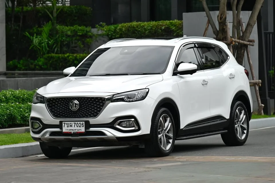 2019 MG HS 3