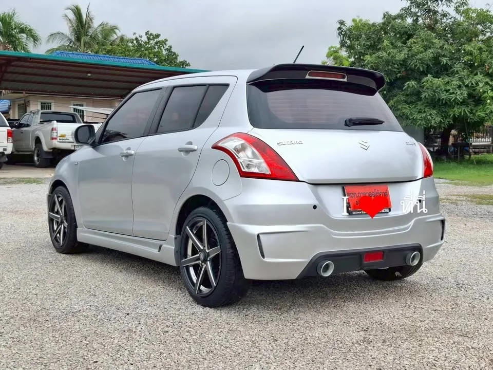 2013 Suzuki Swift II 2