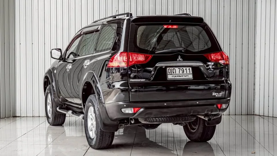 2011 Mitsubishi Pajero Sport II 2