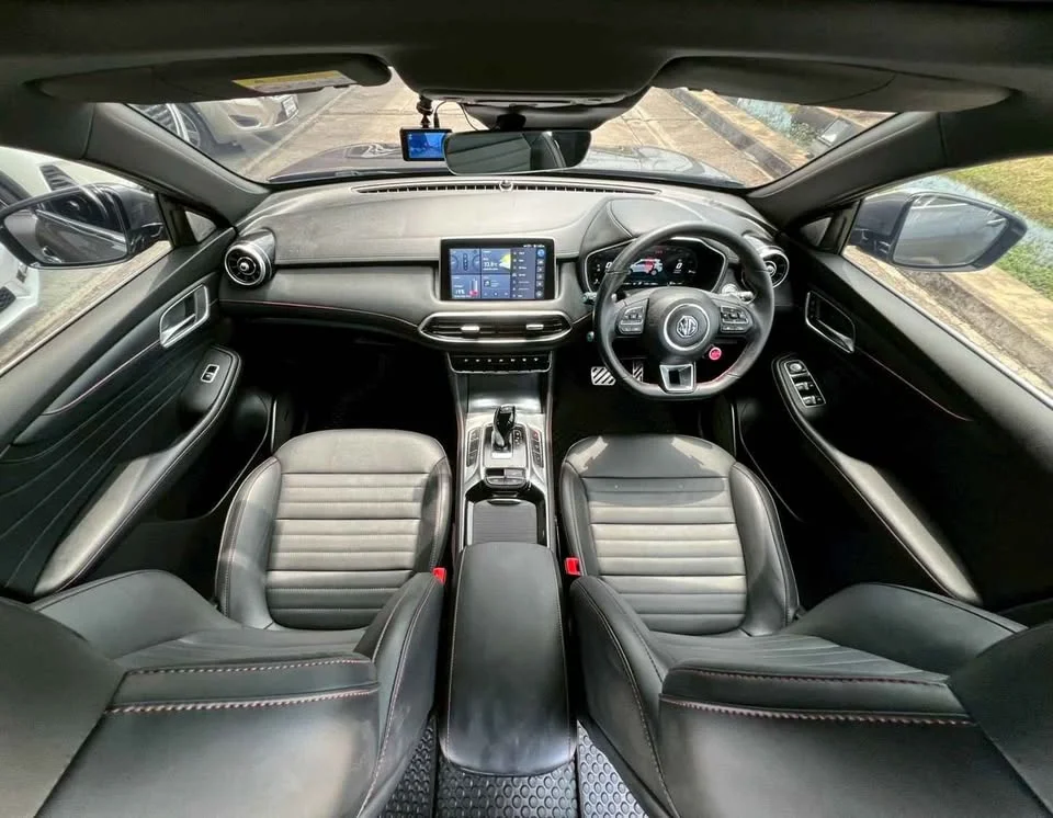 2022 MG HS 3