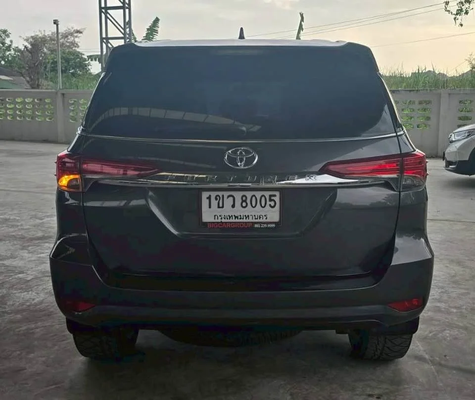 2019 Toyota Fortuner II 2