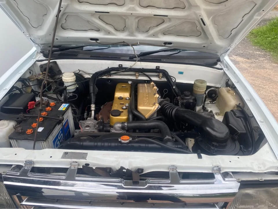 1995 Isuzu TFR III 2