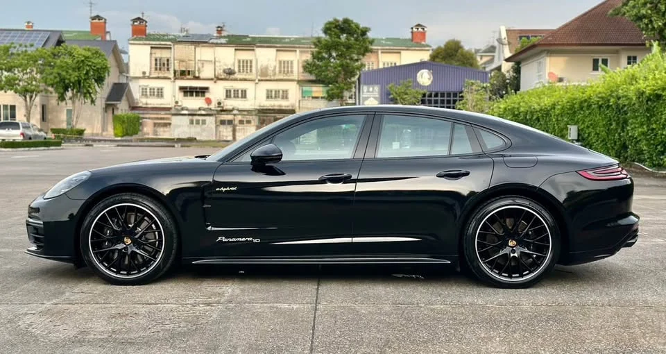 2020 Porsche Panamera II 3