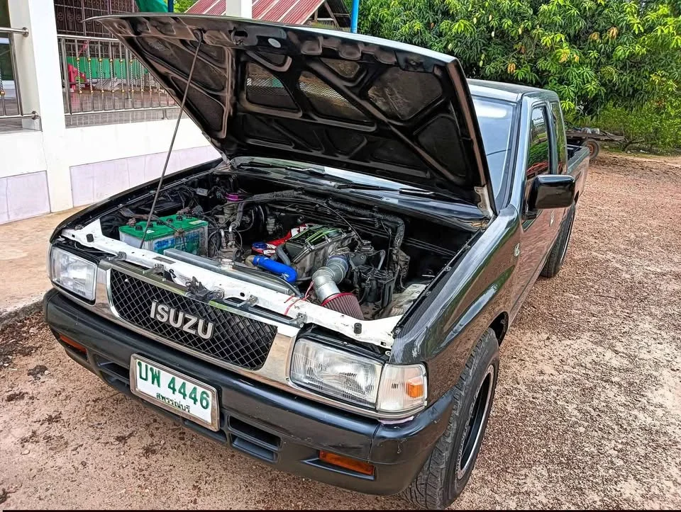 1980 Isuzu TFR III 3