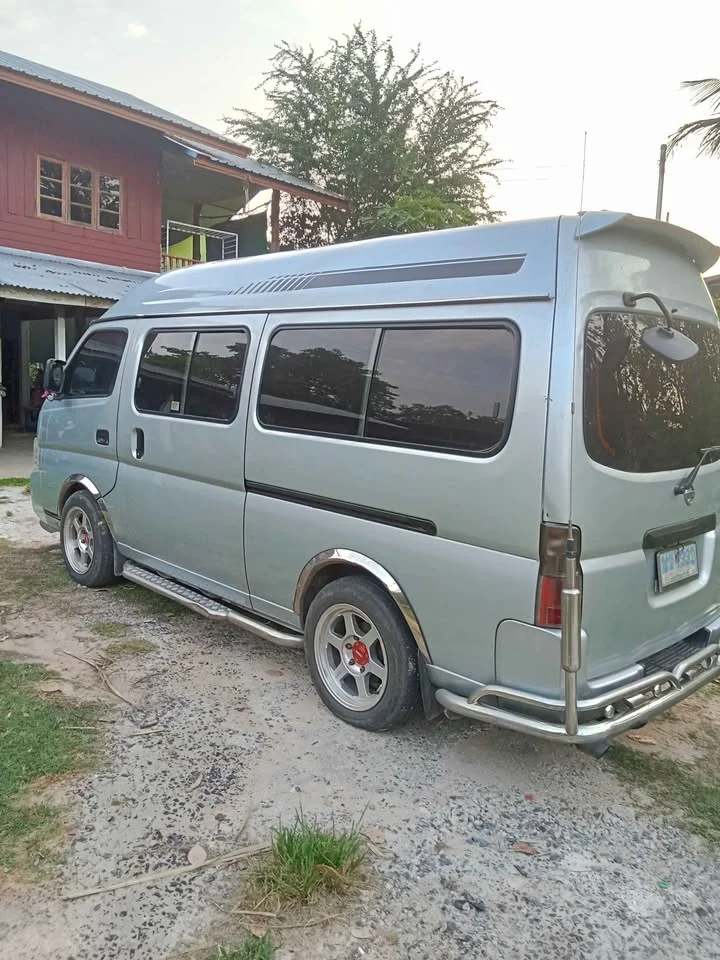 2005 Nissan Urvan V (E25) 3