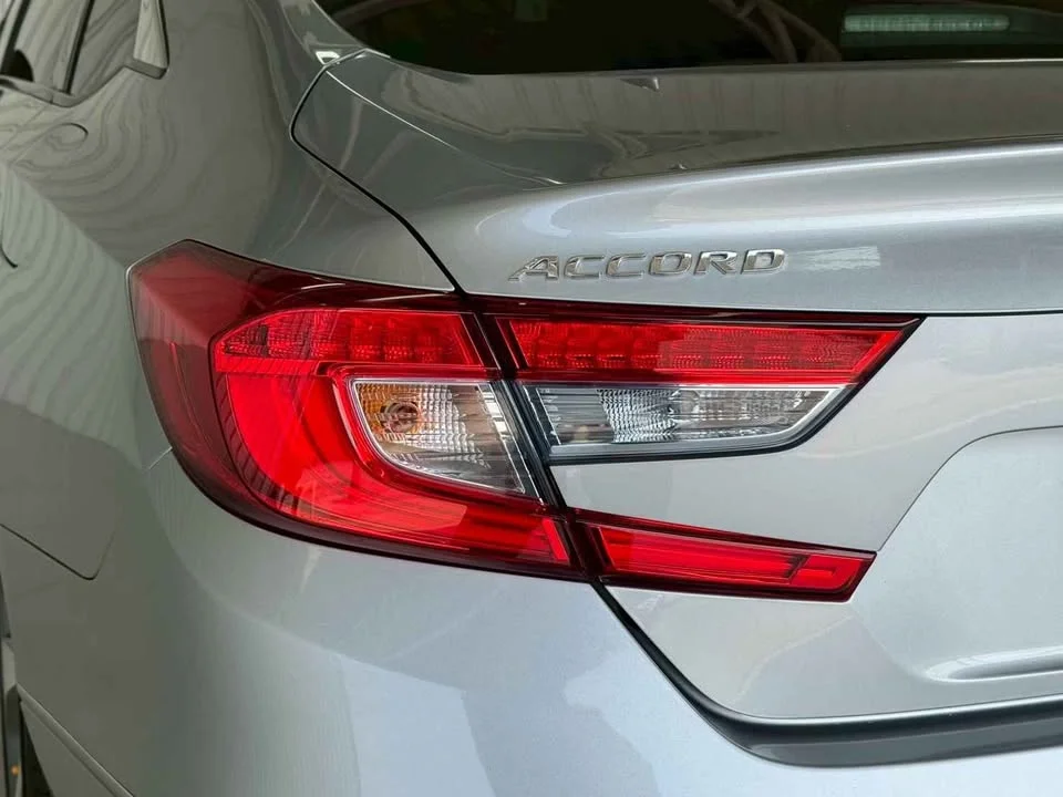 2021 Honda Accord X 2