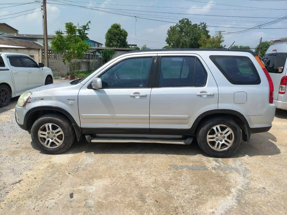2002 Honda CR-V II 3