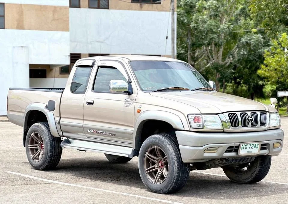 2003 Toyota Hilux Tiger VI 2