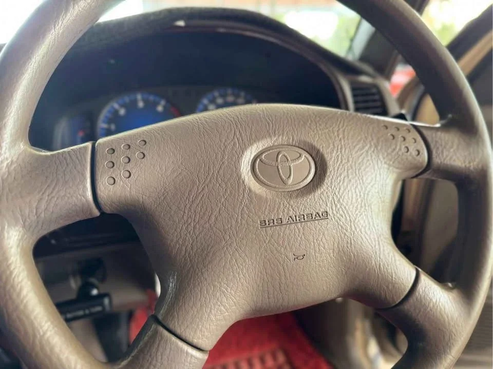 2003 Toyota Hilux Tiger VI 3