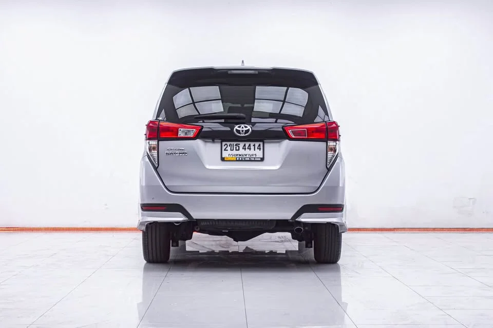 2022 Toyota Innova II 3