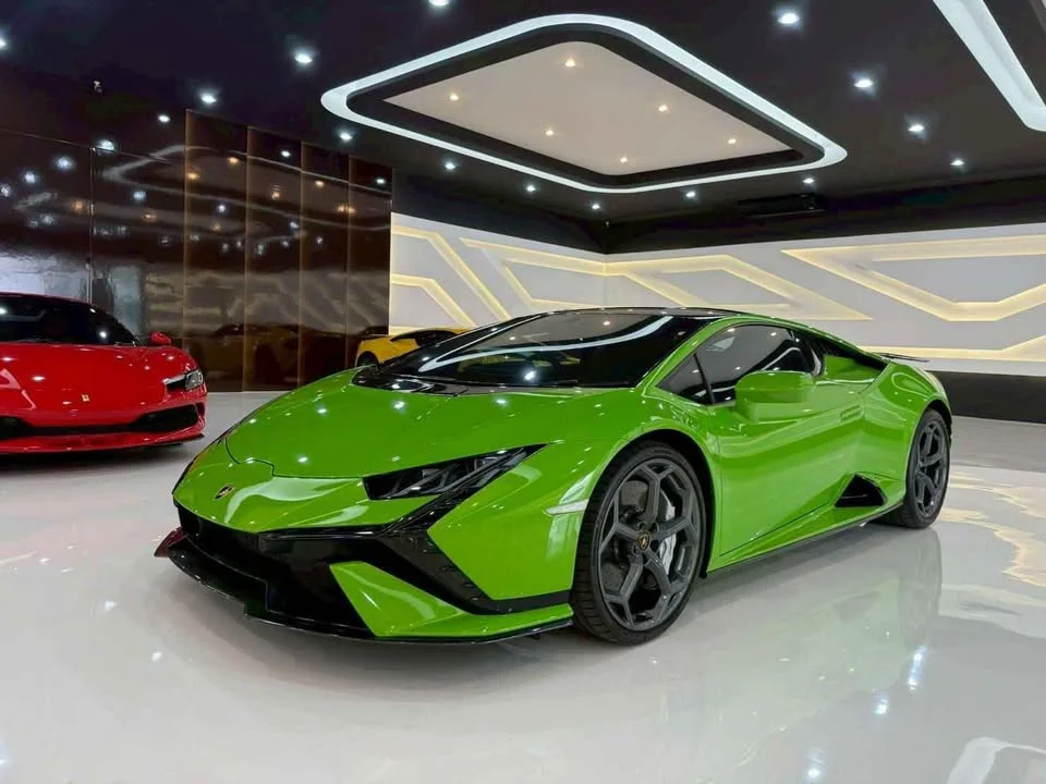 2024 Lamborghini Huracan 3