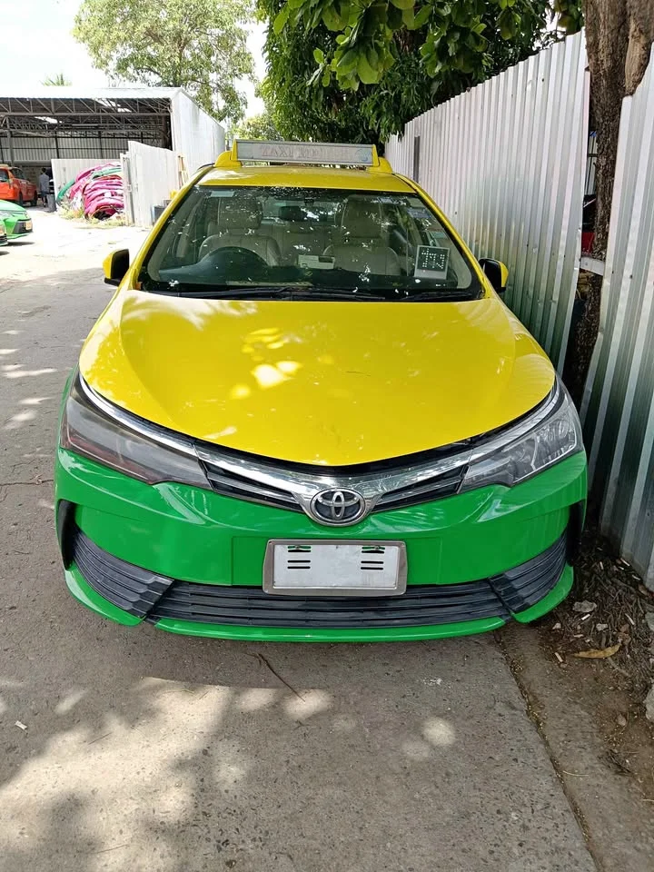 2017 Toyota Corolla Altis XI (E170) 3