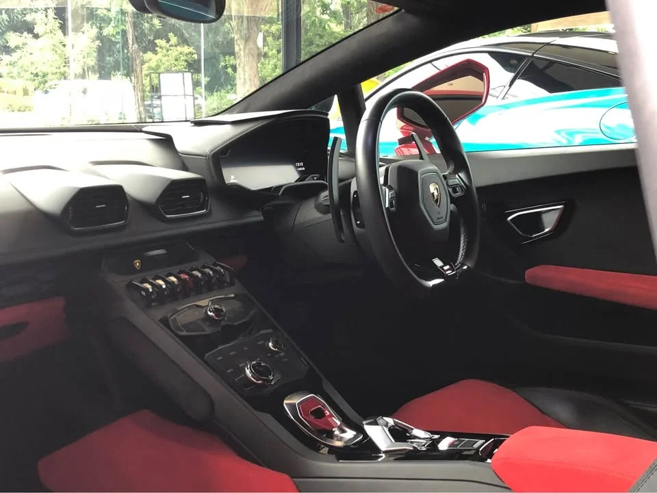 2017 Lamborghini Huracan 2