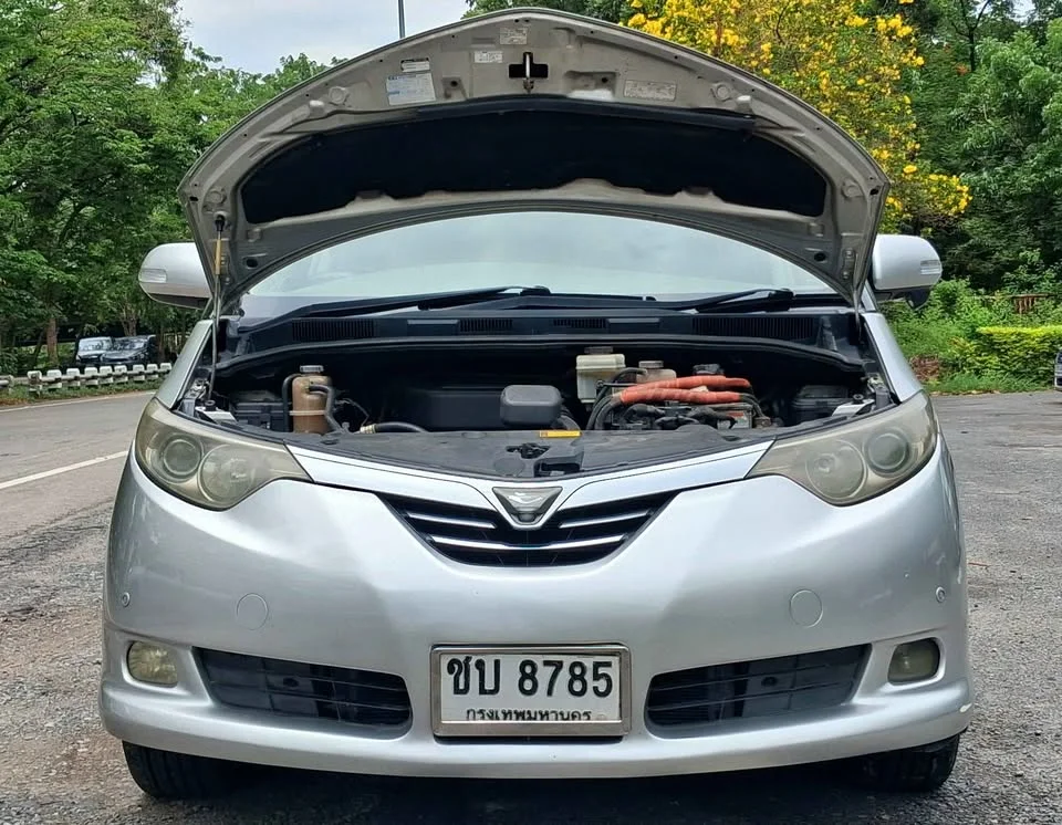 2007 Toyota Estima III 2