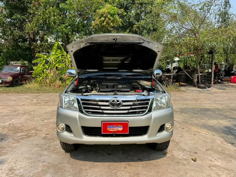 2014 Toyota Hilux VII 2