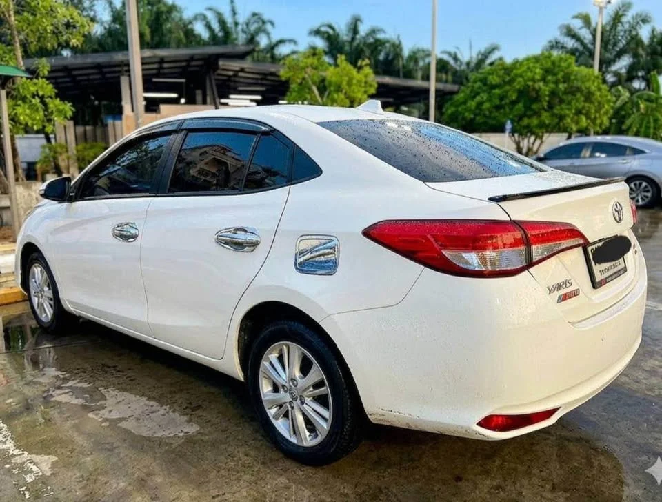 2022 Toyota Yaris ATIV III 2
