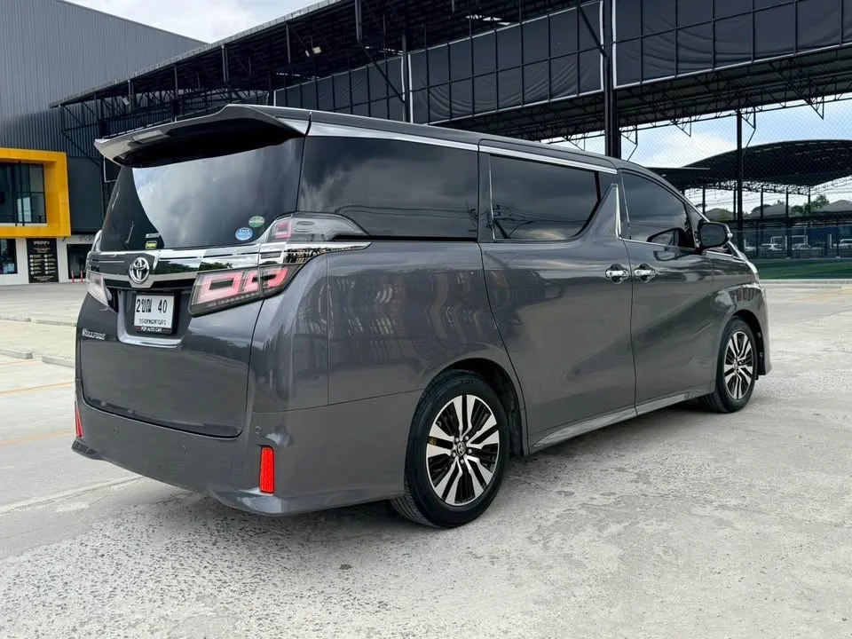 2015 Toyota Alphard, Vellfire III (AH30) 3