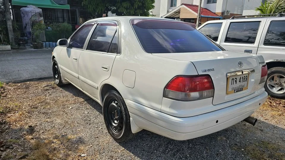1996 Toyota Corolla Altis VIII (E110) 3