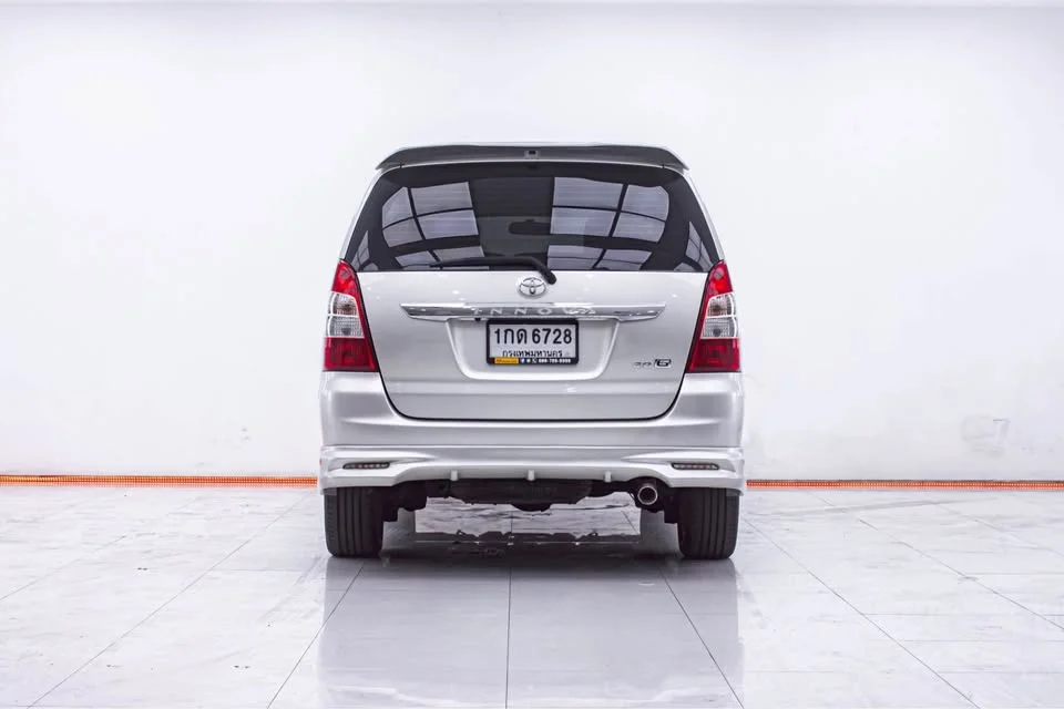 2013 Toyota Innova I 3