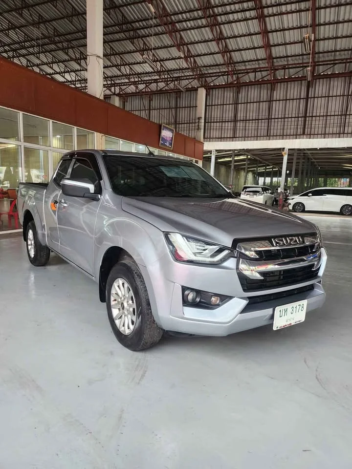 2020 Isuzu D-Max III (RG) 3
