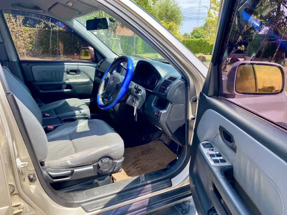 2002 Honda CR-V II 2