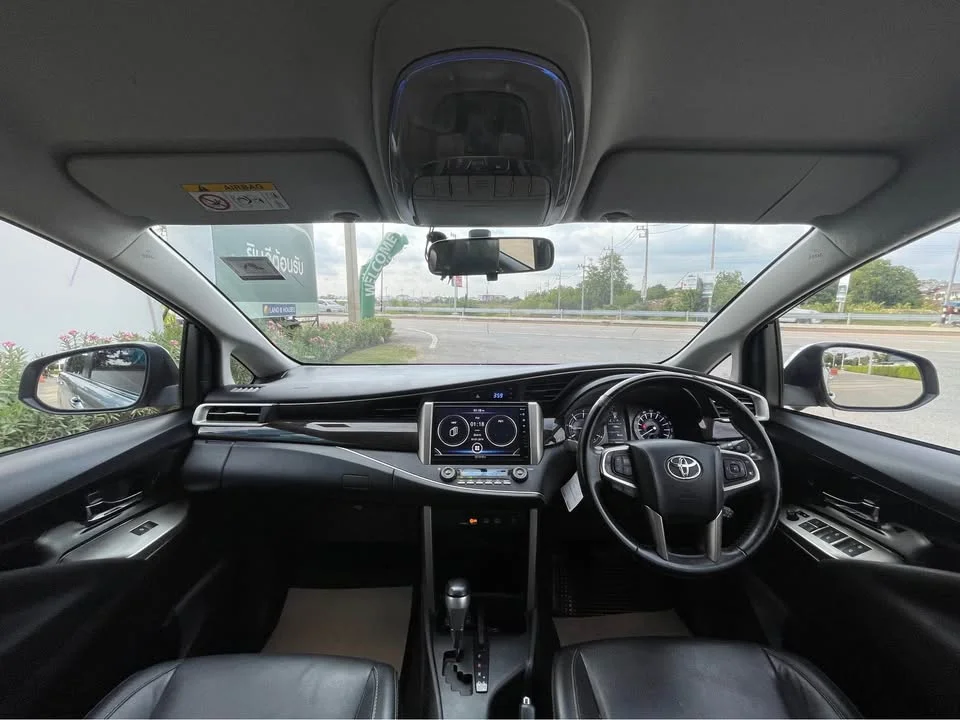 2021 Toyota Innova II 3