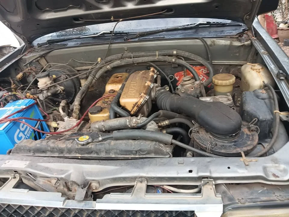 1994 Isuzu TFR III 3
