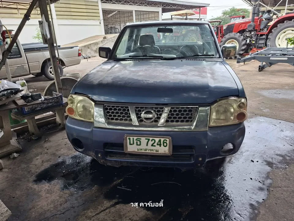 2004 Nissan Frontier I 2