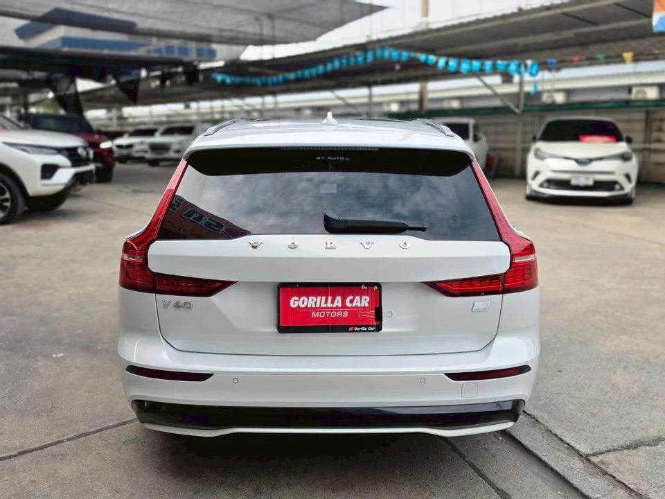 2022 Volvo V60 II 2
