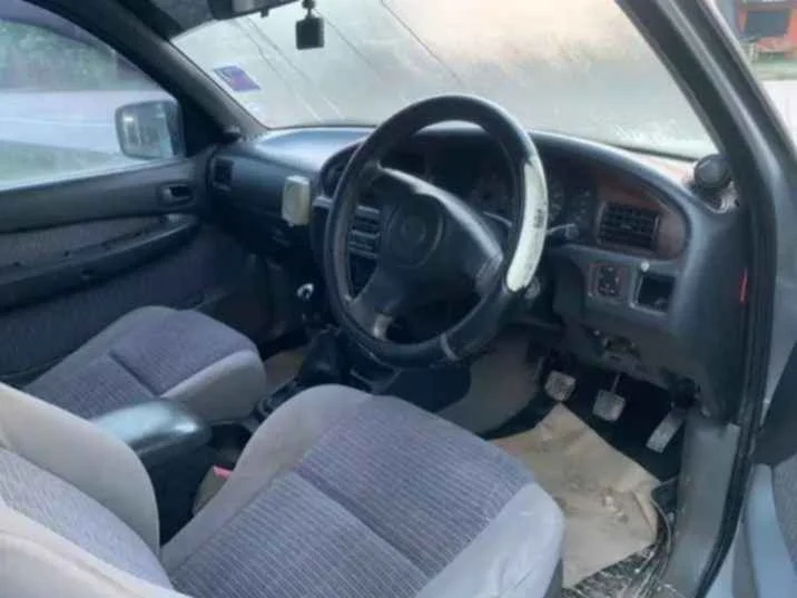 2014 Mazda 2500 Fighter V 2