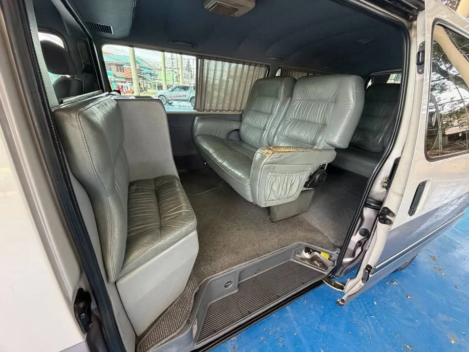 2000 Toyota Commuter IV (H100) 3