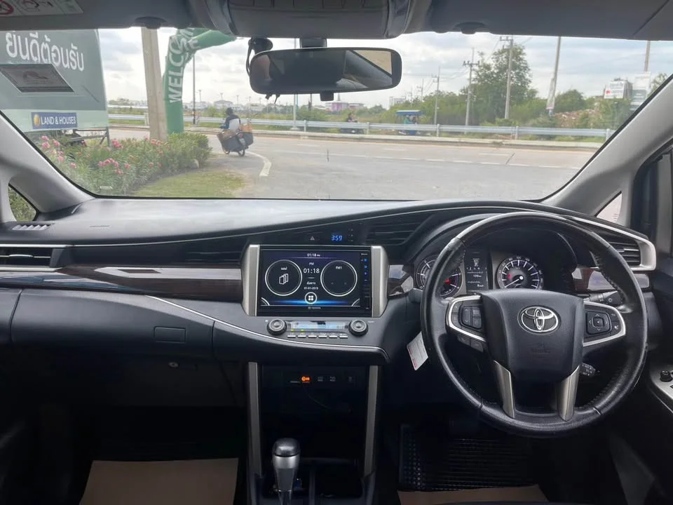 2021 Toyota Innova II 3