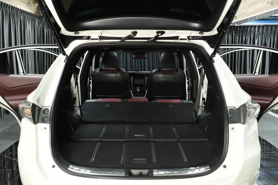 2014 Toyota Harrier III 2