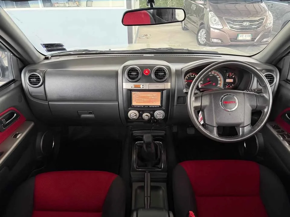2010 Isuzu D-Max I 3
